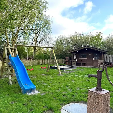 Kapitän Mit Terrasse Und Garten *
